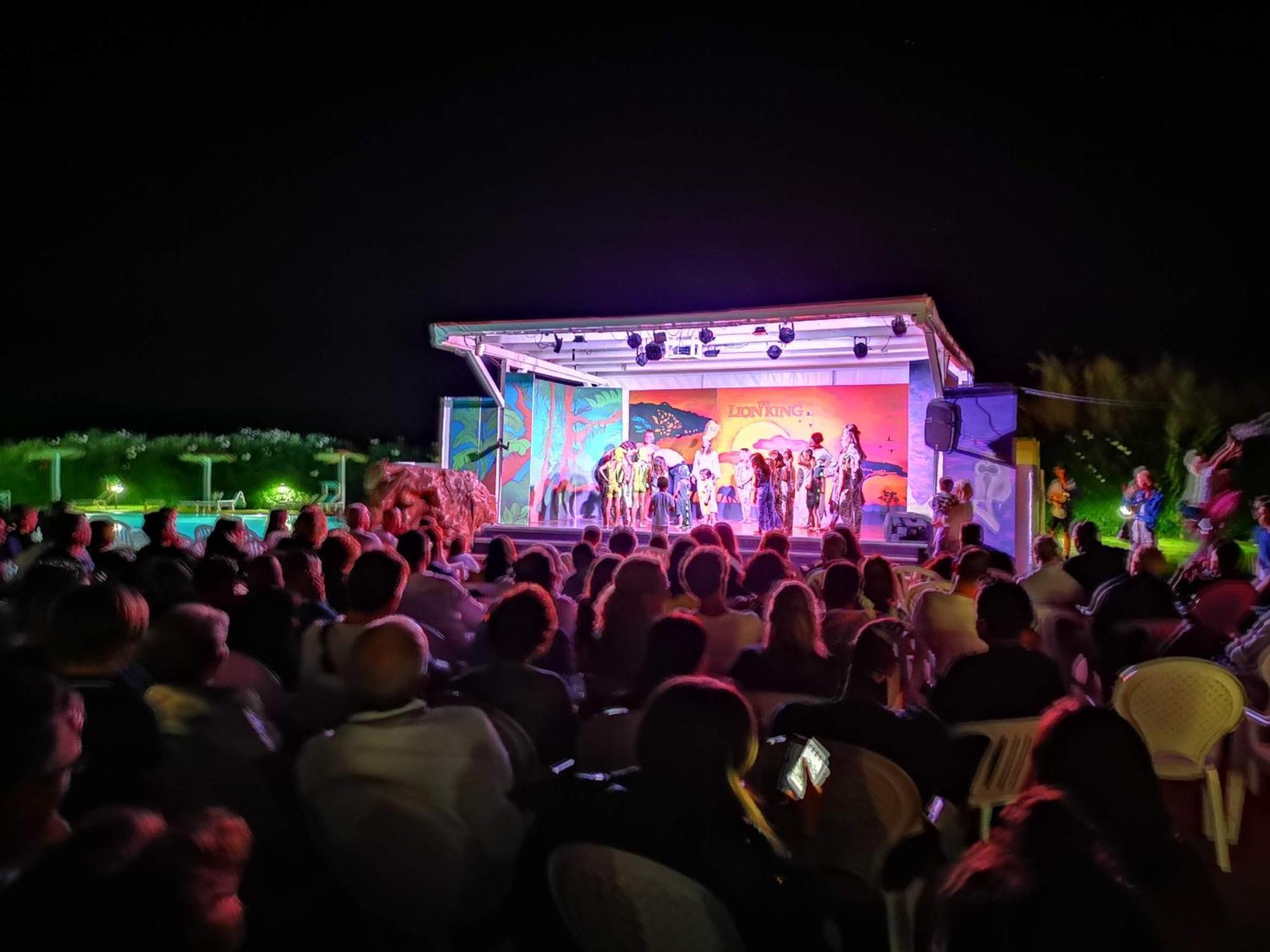 Rey Beach Club Монте Най Екстериор снимка