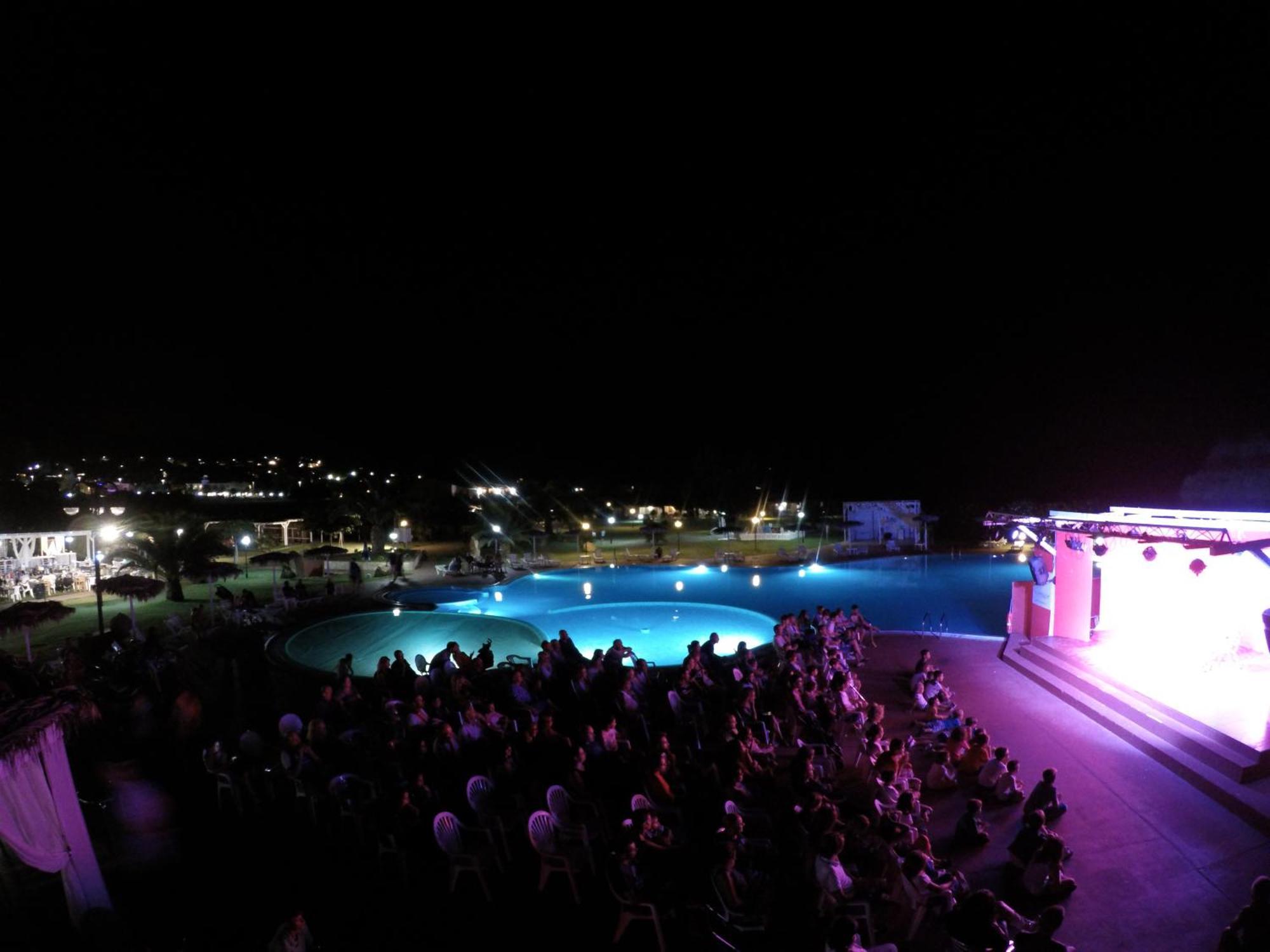 Rey Beach Club Монте Най Екстериор снимка