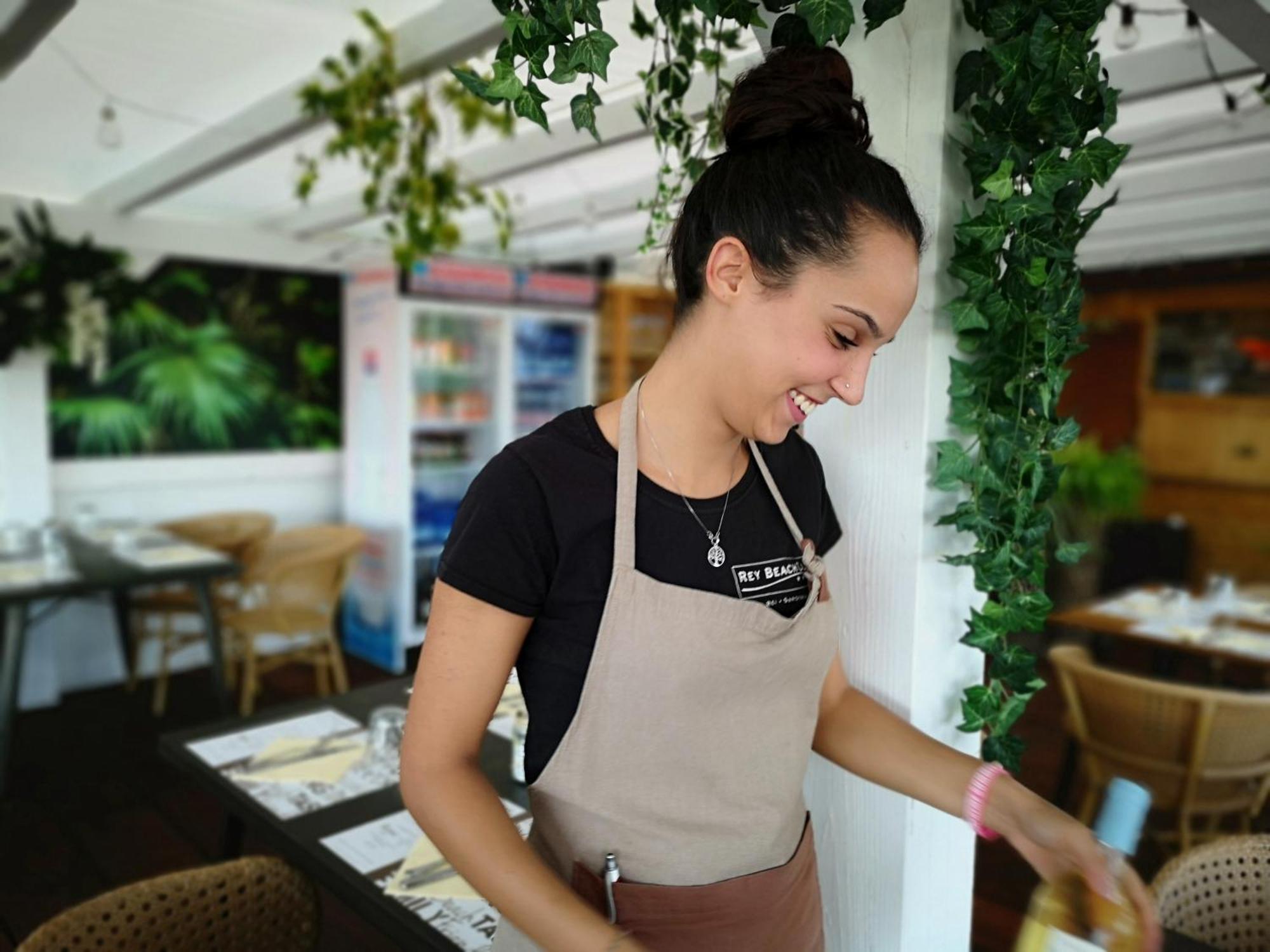 Rey Beach Club Монте Най Екстериор снимка